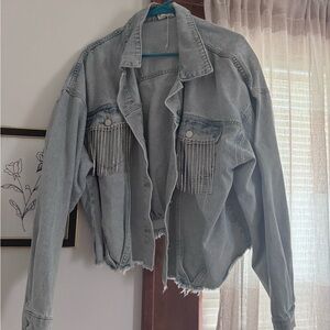 Stylish Western Denim Jacket with Rhinestone Accents